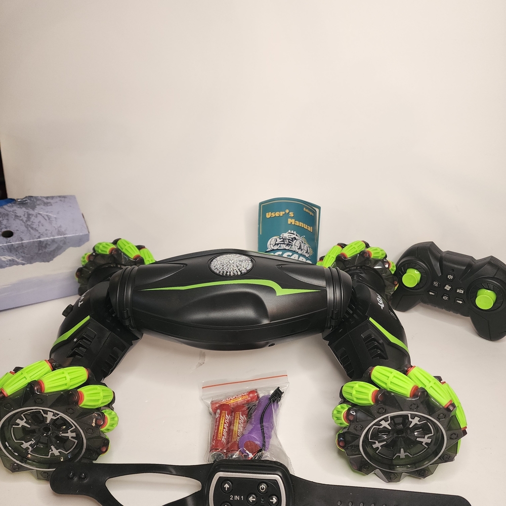Green LED Remote Control Stunt Car - Picture 12 of 15